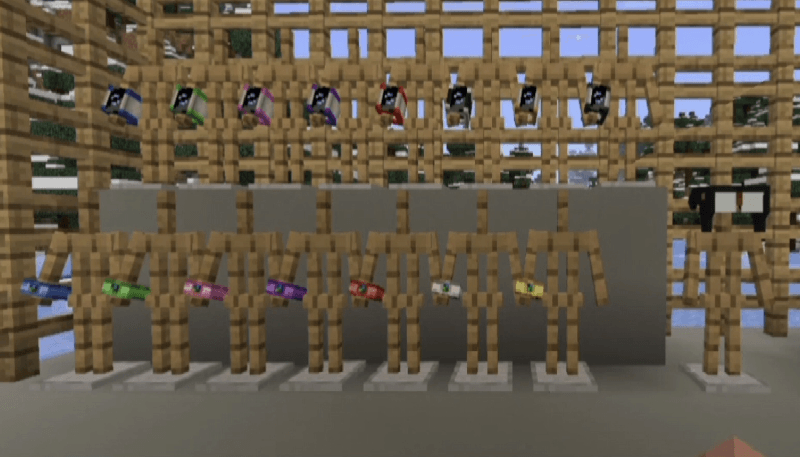 Mega Earrings and Maxi Wristbands